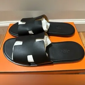 Hermes Men Slides - Preowned - Black - very good condition HERMES H CHYPRE BLACK CALFSKIN LEATHER SANDALS SHOES FLAT  main image 3